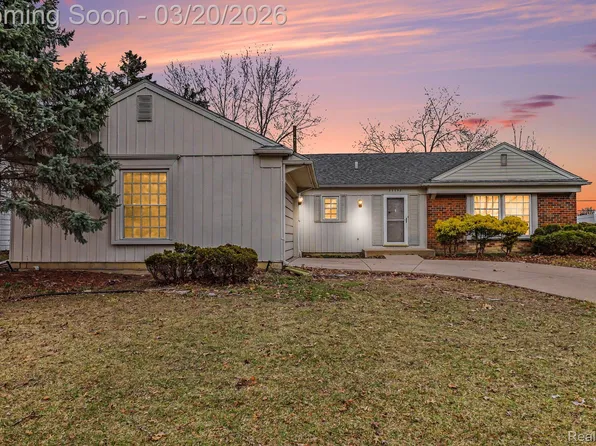35590 Hatherly Pl, Sterling Heights, MI 48310