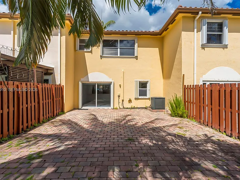 4977 SW 135th Way — Photo 21