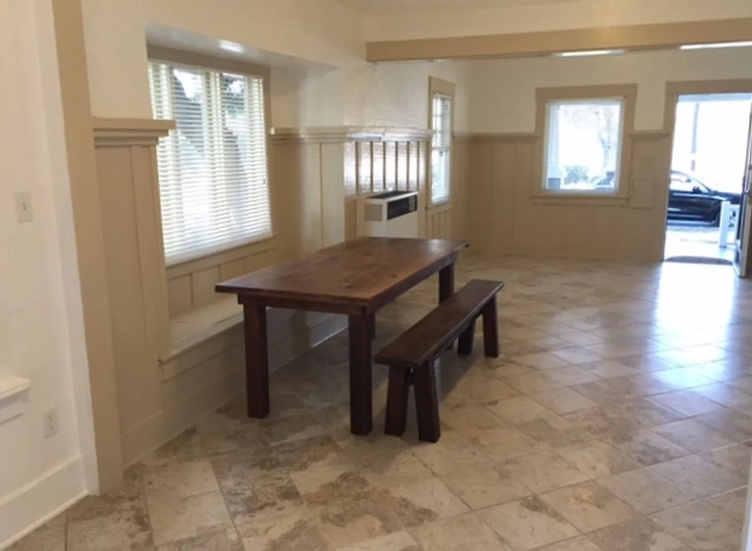 Castillo Apartments — Photo 3