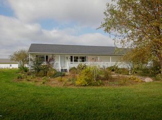 11211 22 Mile Rd, Marshall, MI 49068