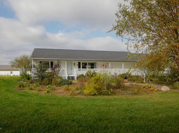 11211 22 Mile Rd, Marshall, MI 49068