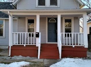 821 E Benton St, Aurora, IL 60505