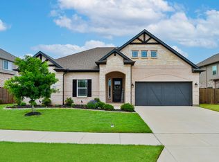 304 Oakcrest Dr, Justin, TX 76247