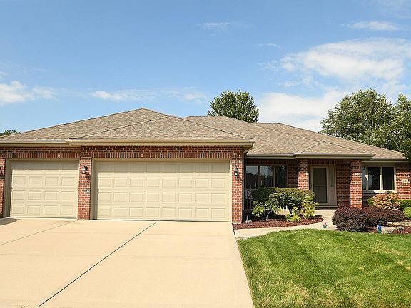 2nd image of 2302 Bluestone Bay Dr