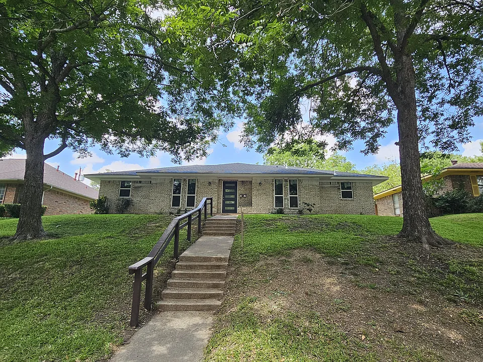 6917 Allview Ln