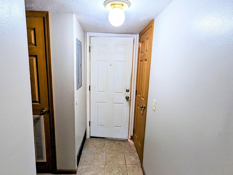 3915 N 70th Cir Omaha, NE, 68104 Apartments for Rent Zillow