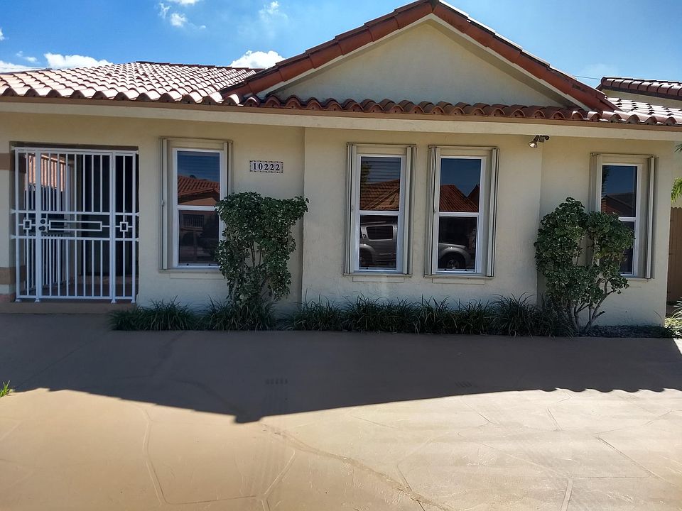 1st image of 10222 NW 125th St
