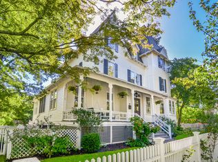 25 Magnolia Ave, Larchmont, NY 10538