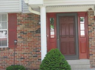 1726 N Wisteria Dr, Saint Charles, MO 63303