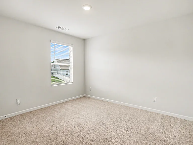 709 Pintail Pointe — Photo 18