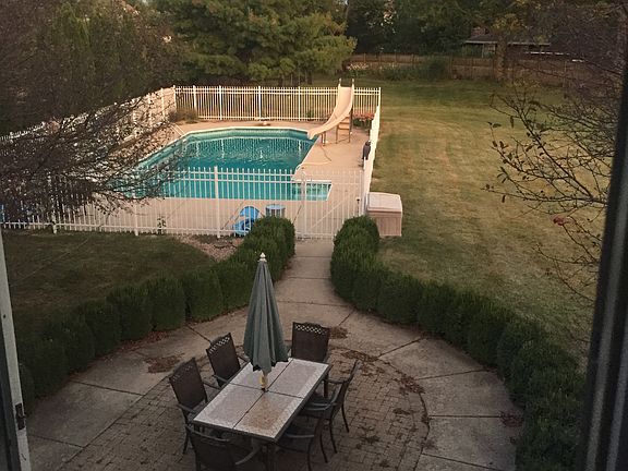 2nd image of 16055 S Renwick Park Dr