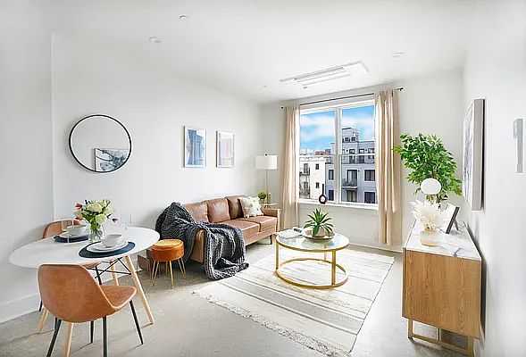 1st image of 16 Melrose St #4R