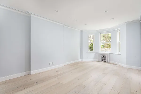 Rented by Compass | media 20