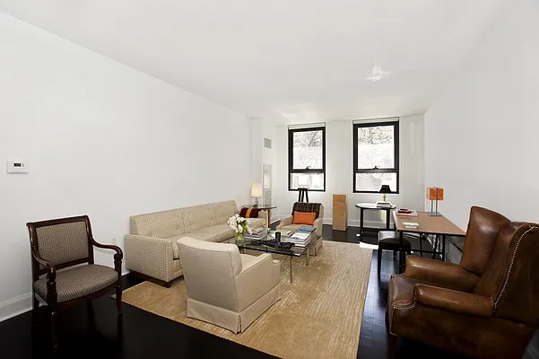 Rented by Olshan Realty | media 51