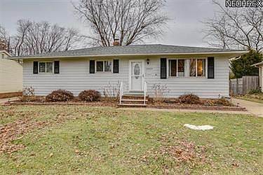 1st image of 35465 Grovewood Dr