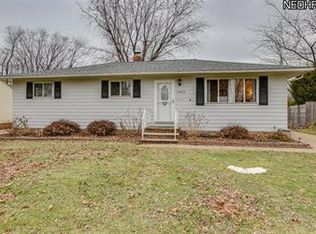 35465 Grovewood Dr, Eastlake, OH