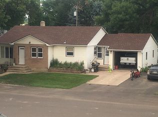 400 N 5th St, Emery, SD 57332
