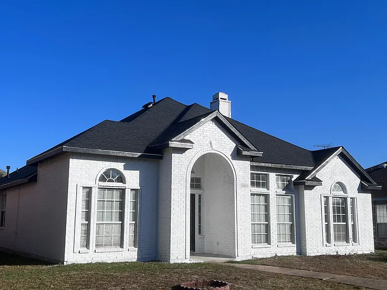 909 Yosemite Trl — Photo 15