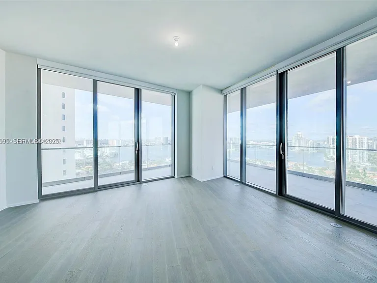 18975 Collins Ave #2205 — Photo 3