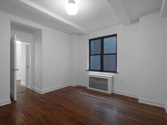 5th image of 433 W 21st St APT 4F