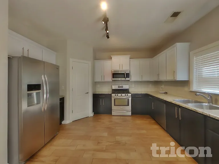 3535 Arbroath Dr — Photo 5