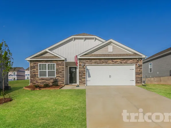 250 Fenwick Dr, Woodruff, SC 29388