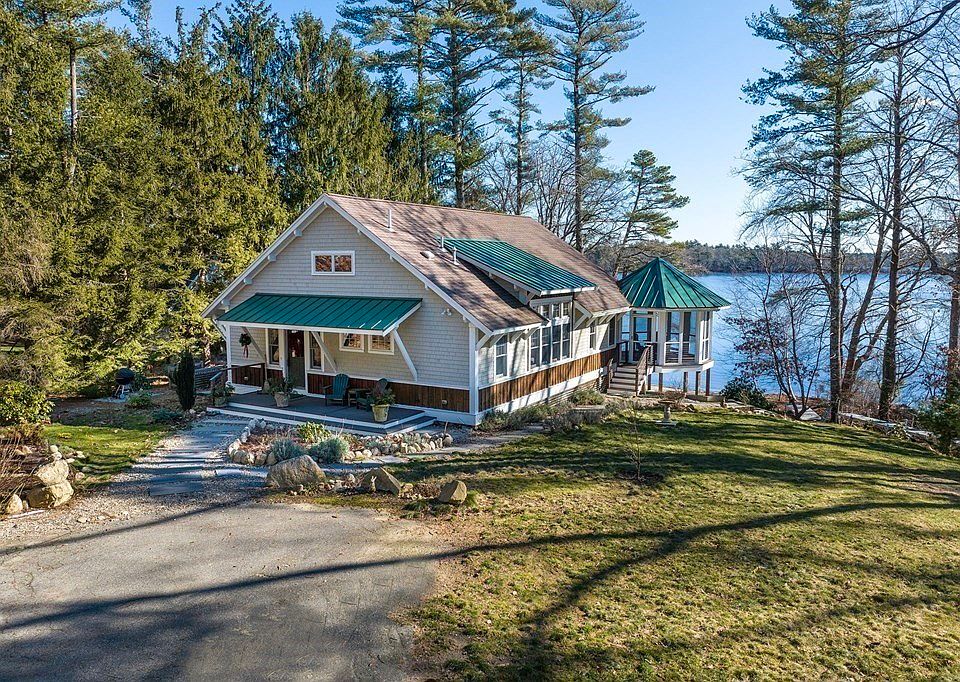 40 S Main St, Carver, MA 02330 | Zillow