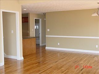 2nd image of 575 Village Creek Ct