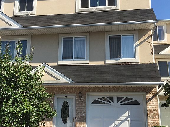 2nd image of 32 Sea Gate Ct