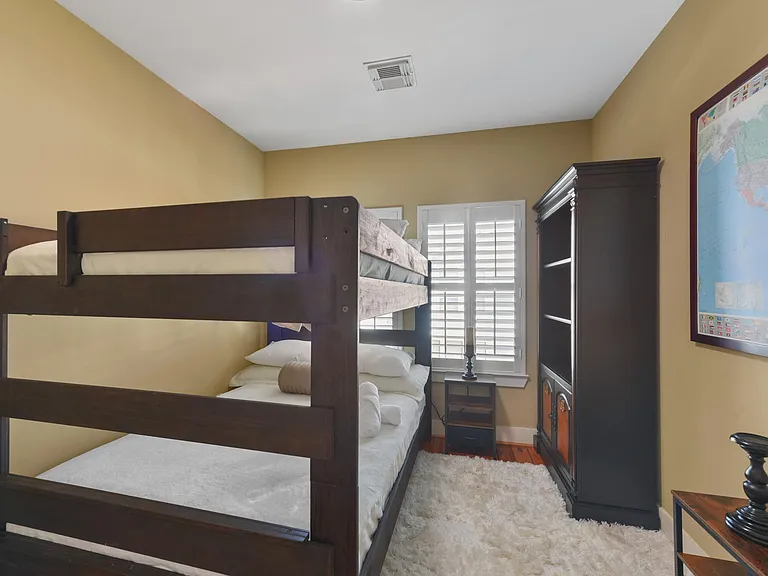 5522 Larkin St #A — Photo 37