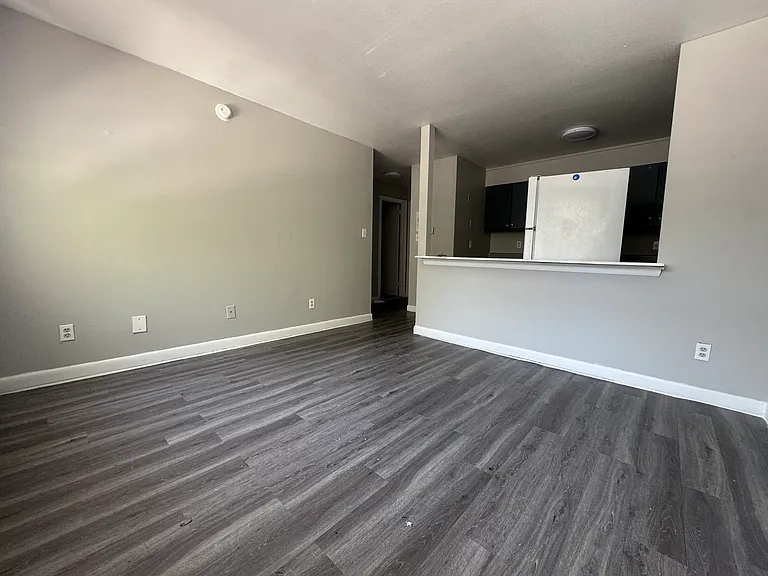 411-C26 Zion St #C26 — Photo 2