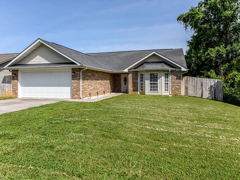 1st image of 2311 Cayugas Ln