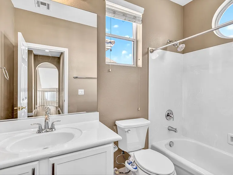 11757 Del Sur Ave — Photo 27