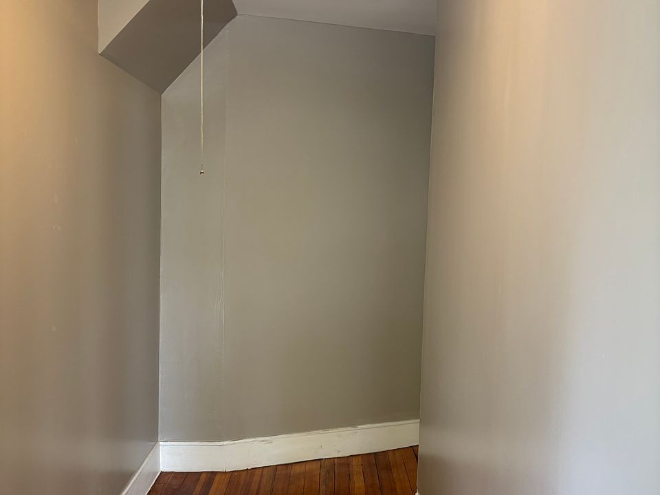 1st image of 140 Yale St #1