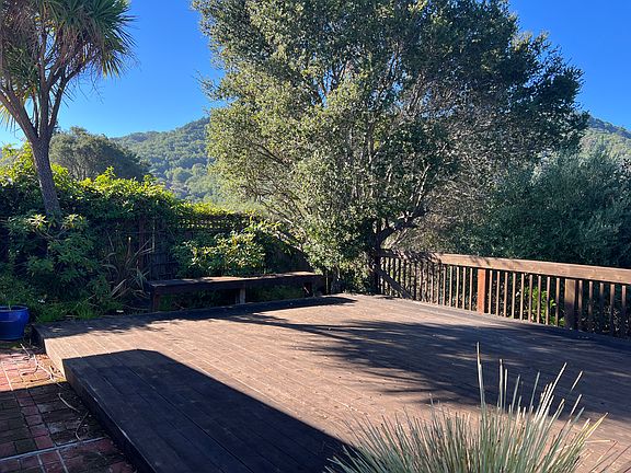 Back yard upper deck