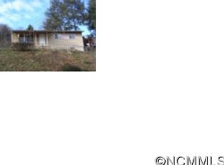 15 High Ct, Asheville, NC 28806
