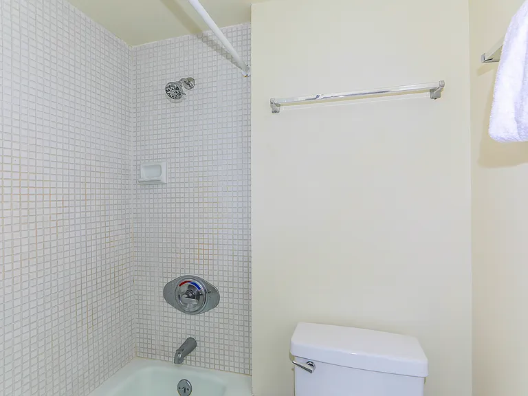 1910 Ala Moana Blvd #21B — Photo 34