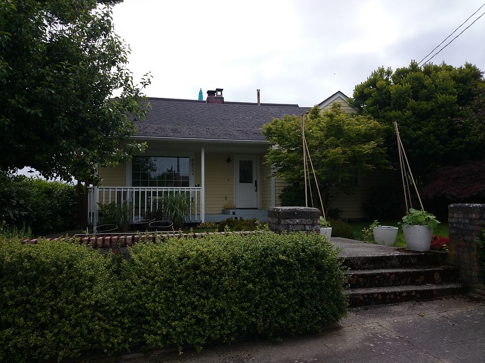 2nd image of 9822 62nd Ave S