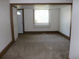 6 York Pl, Beaver Falls, PA