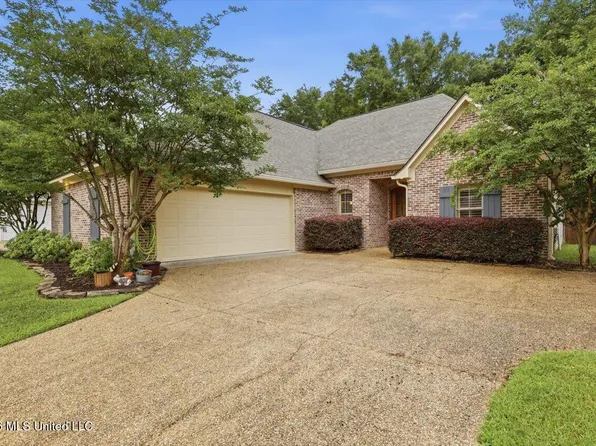 320 Westwood Pl, Brandon, MS 39042