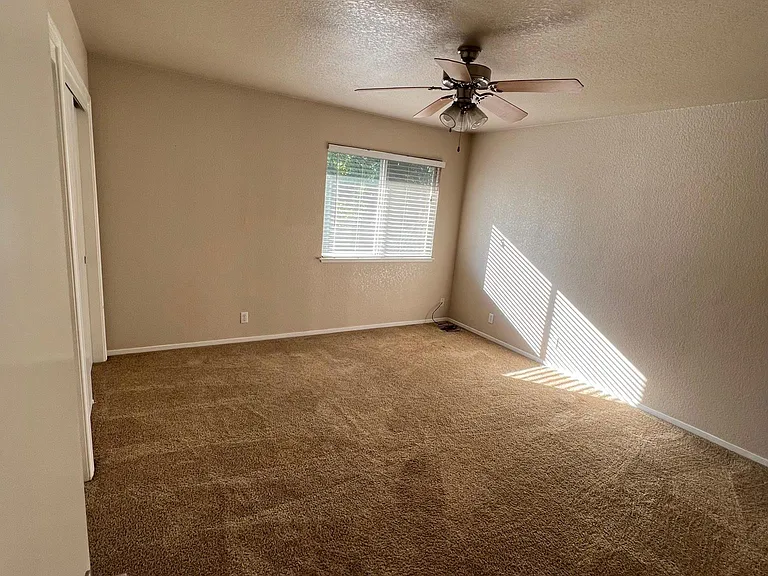 1125 Sheridan Ave #67 — Photo 13