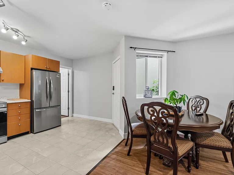 4225 Evergreen Ave #BASEMENT — Photo 9