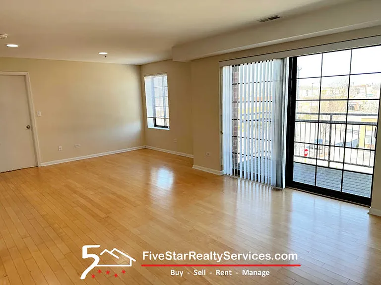 8255 Skokie Blvd #308 — Photo 2