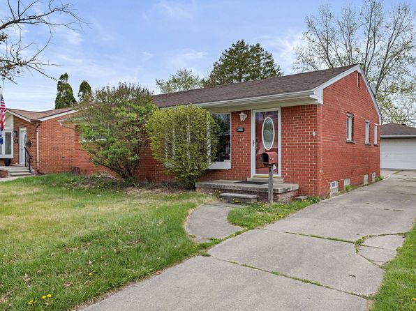 31615 Mackenzie Dr, Westland, MI 48185