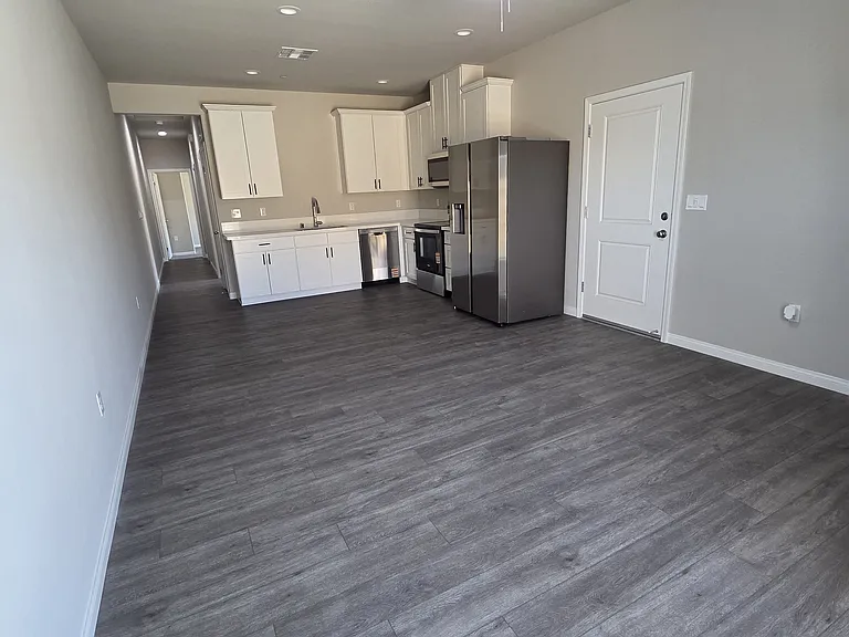 5106 Cohiba Ct #B — Photo 8