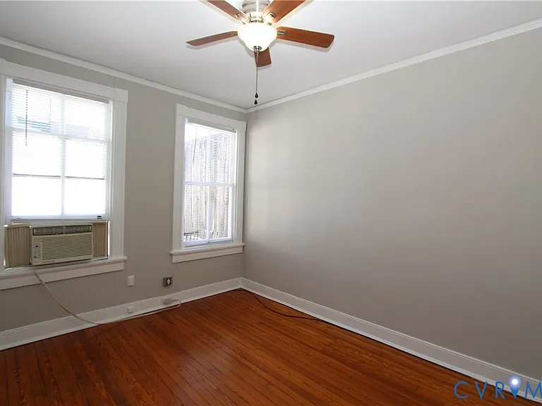 3 Strawberry St — Photo 11