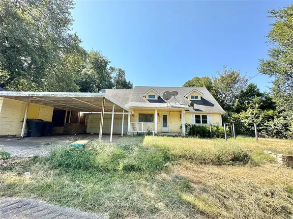 21425 E 8th St, Hinton, OK 73047