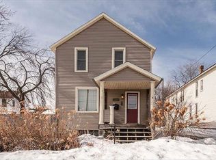 507 5th St, Menominee, MI 49858
