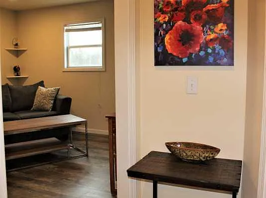 Studio, 500 sqft, $790 — Photo 3