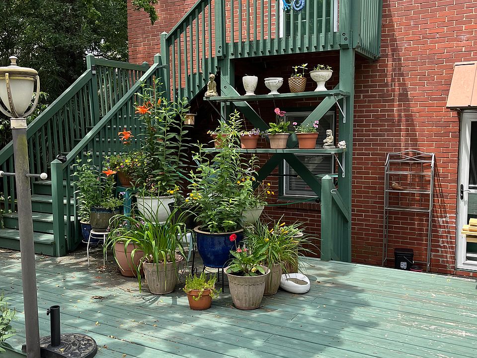 1st image of 804 Berkeley St #1